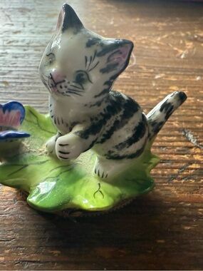 Limoges Porcelain Gray and White Tabby Kitten on Green Leaf